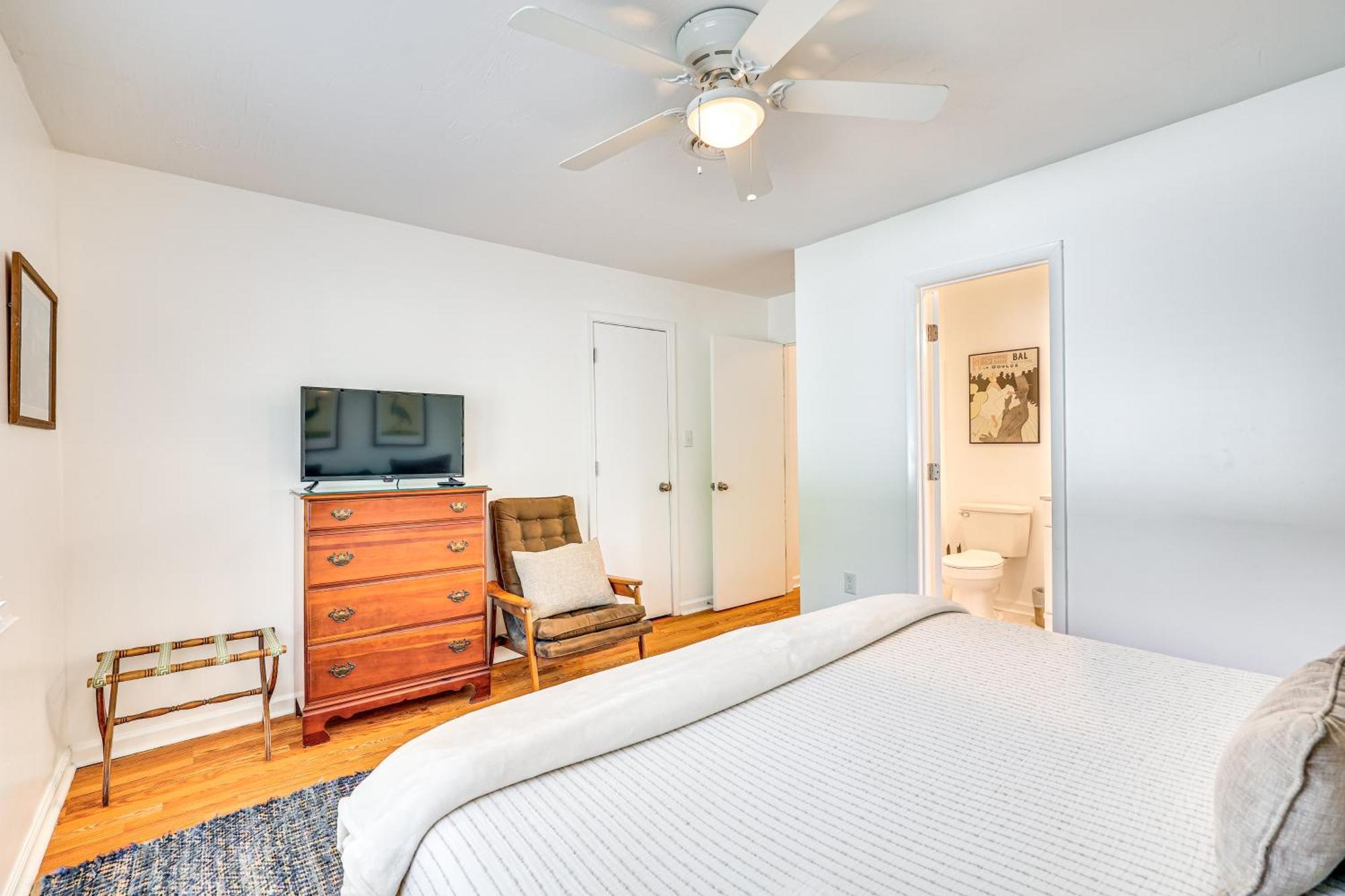 Oak Island Cottage Minutes To Long Beach! 外观 照片