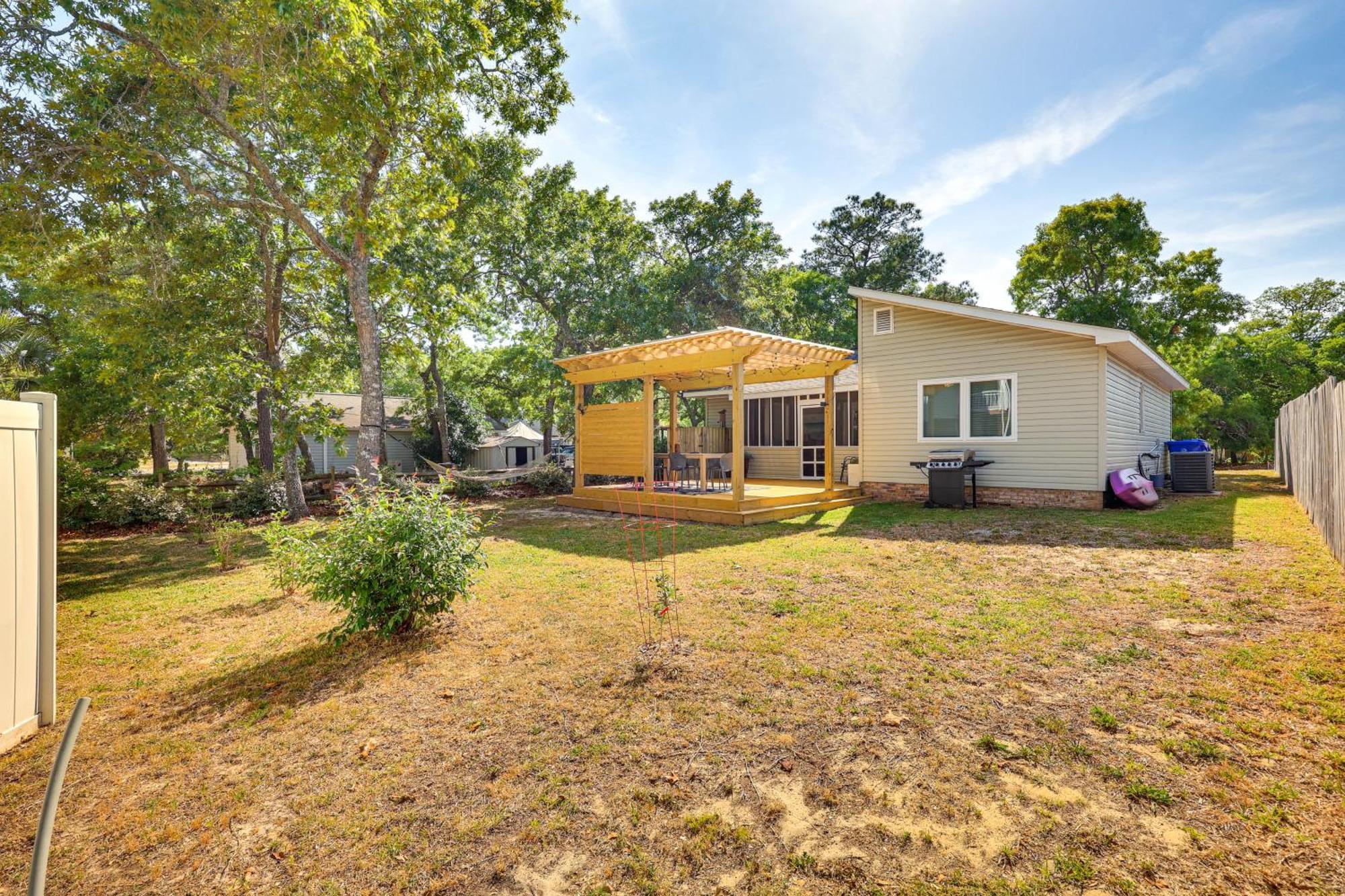 Oak Island Cottage Minutes To Long Beach! 外观 照片