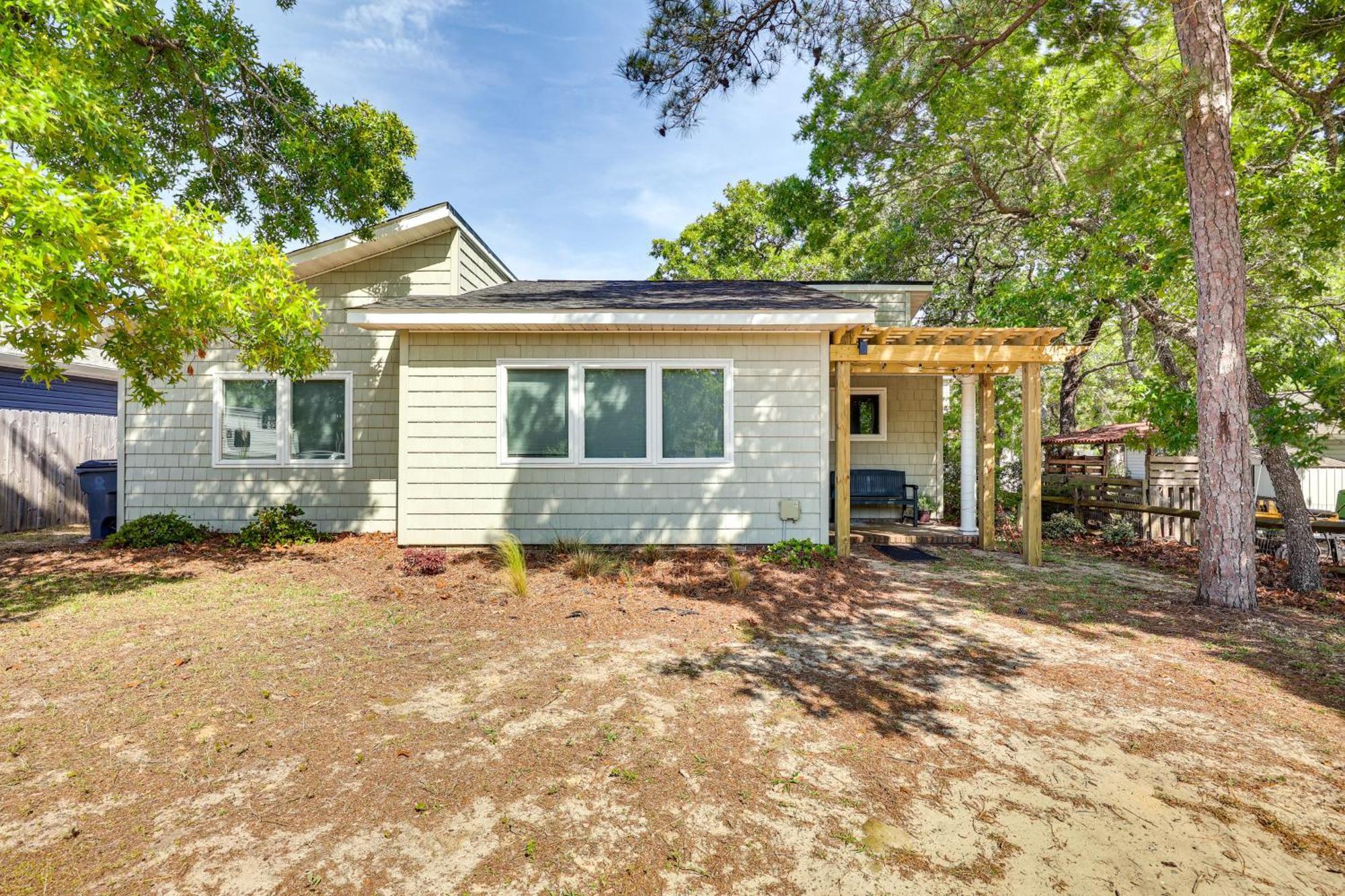 Oak Island Cottage Minutes To Long Beach! 外观 照片